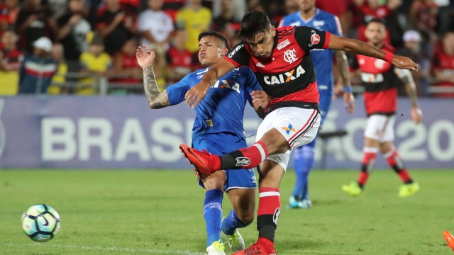 Lucas Paquetá ganhou nova chance contra o Cruzeiro