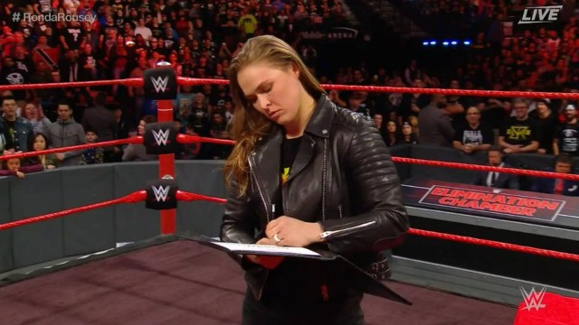 Rouda Rpusey assinou com o WWE no ringue do evento