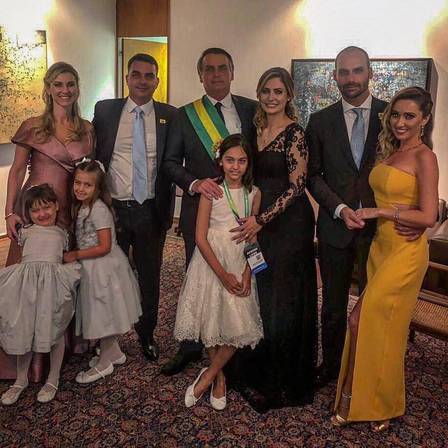 Parte da família Bolsonaro reunida