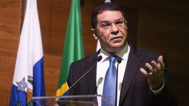 Mansueto de Almeida, secretário do Tesouro: "Enquanto no Brasil as pessoas estiverem se aposentando aos 49, 50, 50 e tantos anos de idade, não haverá ajuste fiscal das contas públicas nesse país"
