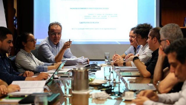 O relator da reforma da Previdência, deputado Samuel Moreira (PSDB-SP), se reuniu com membros da equipe econômica do Ministério da Economia dias antes do Fórum dos Governadores