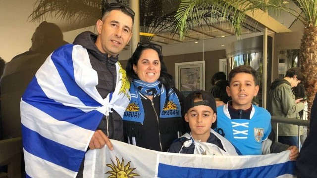 Família uruguaia vai assistir, pela primeira vez, à seleção