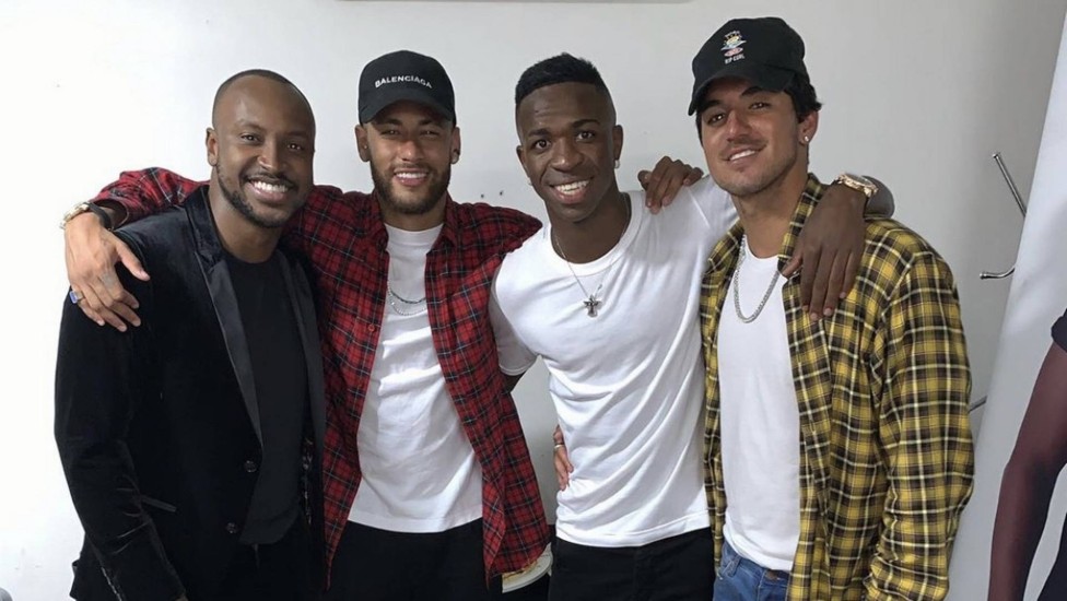 Thiaguinho, Neymar, Vinícius Jr e Medina no aniversário do jogador