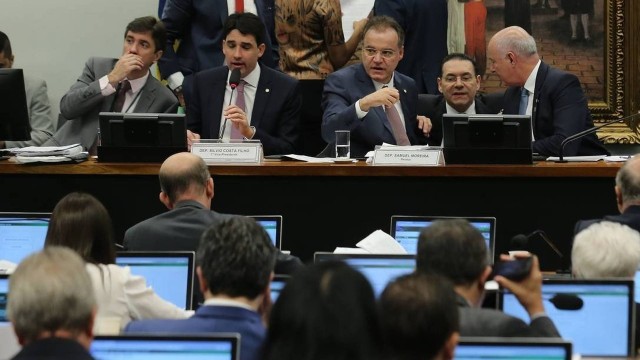 Discussão para a votação da apreciação do relatório da reforma da Previdência do deputado Samuel Moreira
