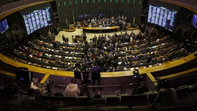 Reforma da Previdencia: presidente da Câmara, Rodrigo Maia, quer concluir a votação em segundo turno nesta sexta-feira