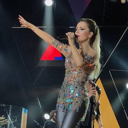 Sandy canta em show na Arena Fonte Nova, em Salvador.