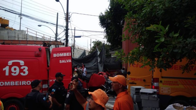 A colisão de um caminhão contra uma viga em Coelho Neto aconteceu na noite desta quinta-feira