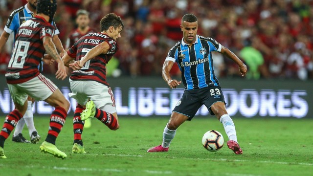 Alisson, do Grêmio, pediu para jogadores do Flamengo não fazerem "graça"