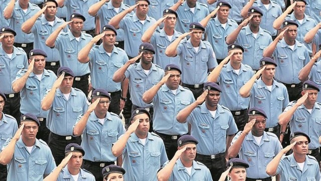 Policiais militares do Estado do Rio de Janeiro terão pedágio maior, de 20%, no período de transição