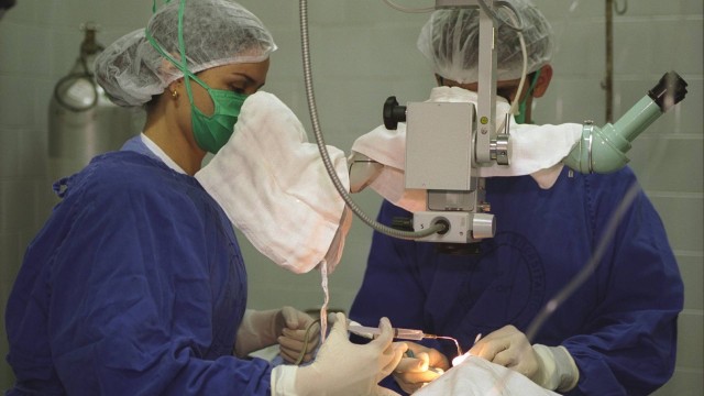 Sala de cirurgia: a seleção tem oportunidades para médicos de diversas especialidades