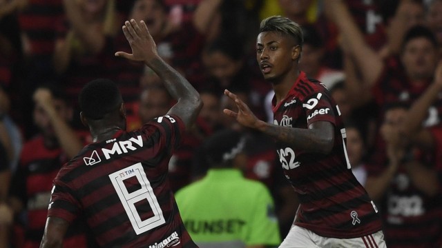 Bruno Henrique, Gerson e Arão não enfrentam o Grêmio