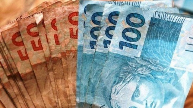 Governo gastou R$ 4,8 bi com pensões em dois meses