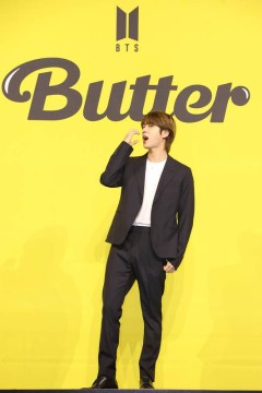 Jin, do BTS, na coletiva de imprensa do lançamento de 'Butter'