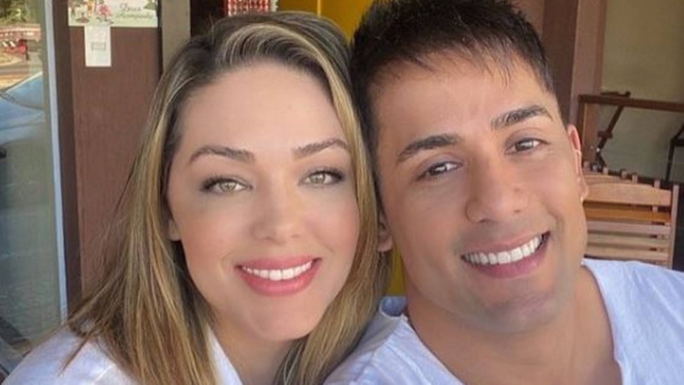 Namorado de Tânia Mara, sertanejo Tiago fala de cirurgia para aumento de pênis: 'Ela foi contra'