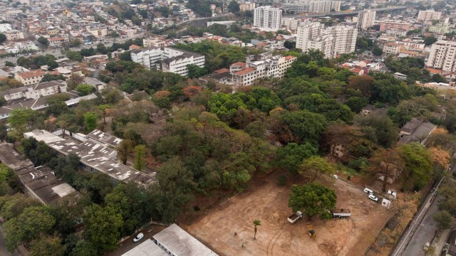 Vista área do espaço que vai abrigar o novo parque urbano