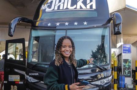 MC Dricka compra ônibus de R$ 1 milhão