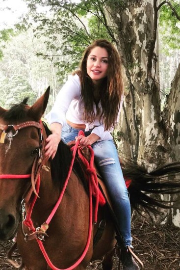 Veja imagens de Maria Melilo