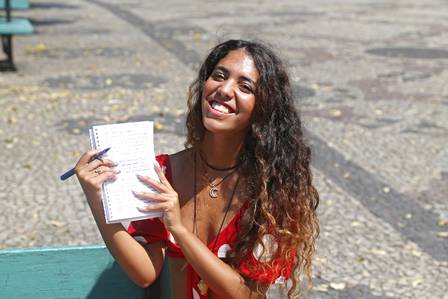 Ana Cecília de Mello Gomes escreve carta para uma paixão de carnaval