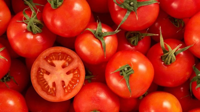 O tomate foi um dos itens que mais subiram nos supermercados nos últimos meses