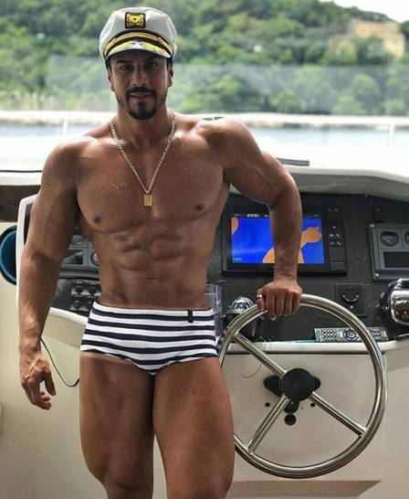 Rafa Talamask é muso fitness e tem 36 anos