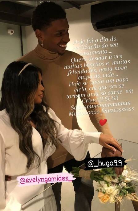 Goleiro do Flamengo, Hugo Souza se casa com estudante de Medicina