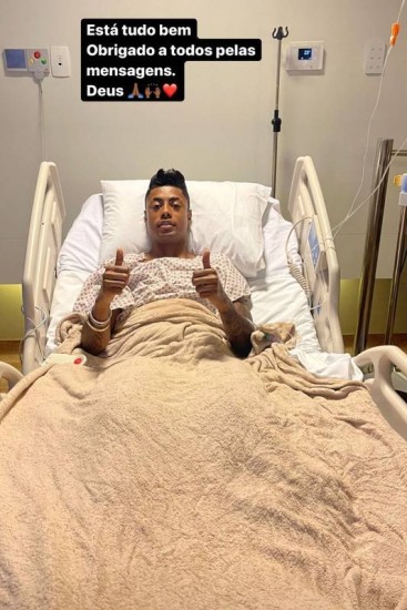 Bruno Henrique tranquiliza fãs após cirurgia: 'Está tudo bem'