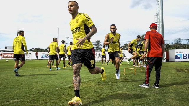A chegada de Everton Cebolinha valorizou ainda mais o elenco do Flamengo
