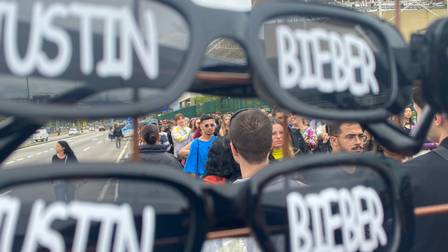 Os 'óculos da revoada' do Justin Bieber