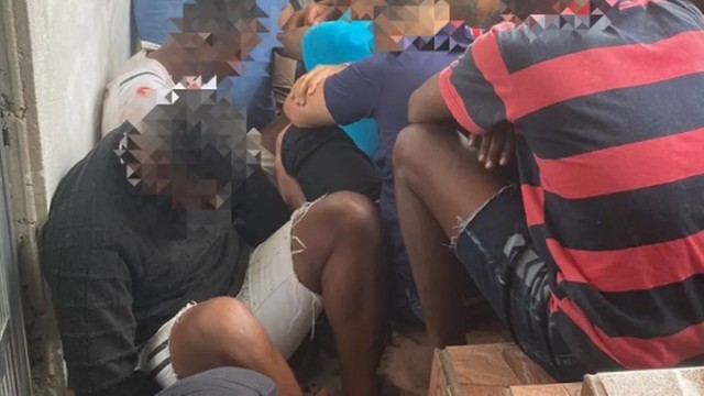 PM prende 20 homens na Vila do João, na Maré, após live de rendição