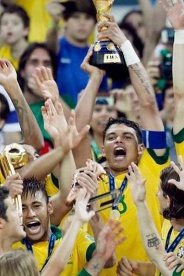 Thiago Silva na conquista da Copa das Confederações em 2013