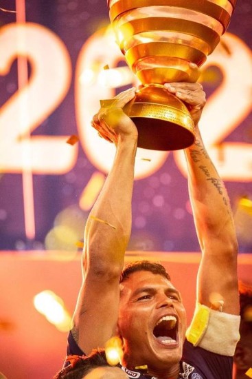 Pelo PSG, Thiago Silva levantou 23 taças em oito anos