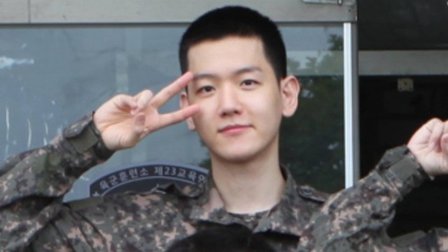 Baekhyun, do EXO, no serviço militar obrigatório na Coreia do Sul