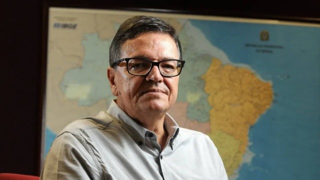 Eduardo Luiz Gonçalves Rios Neto, presidente do IBGE no governo Bolsonaro, foi exonerado do cargo