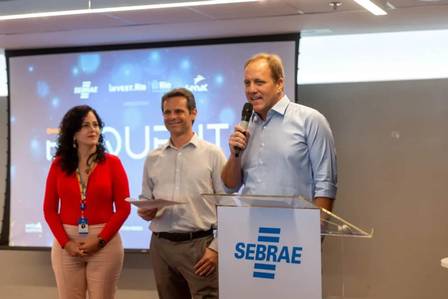 Marília Sant’Anna, analista da Coordenação de Negócios Tecnológicos e Inovadores do Sebrae Rio, Alexandre Vermeulen, CEO da Invest.Rio, e Pedro Teixeira, diretor de Operações do Senac RJ