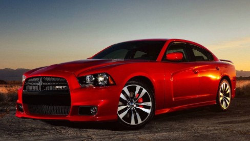 Para quem tem pressa Dodge apresenta o novo Charger SRT8 que