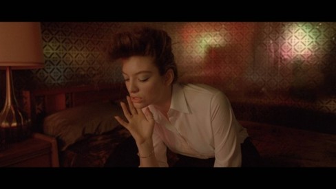 Lorde divulga 'Yellow Flicker Beat', canção para o novo 'Jogos Vorazes