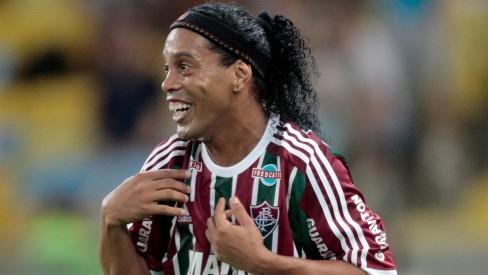 Ronaldinho se aposenta como um dos melhores das últimas décadas, mas com  gosto de quero mais