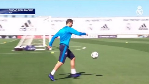 Sem ângulo, Cristiano Ronaldo faz gol improvável em treino do Real Madrid;  vídeo - Esporte - Extra Online