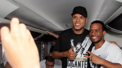 Luis Fabiano chega nesta terça, e Eurico garante: 'Vai jogar contra o  Flamengo' - ESPN