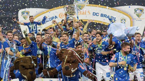 Nos pênaltis, Flamengo conquista a Copa do Brasil