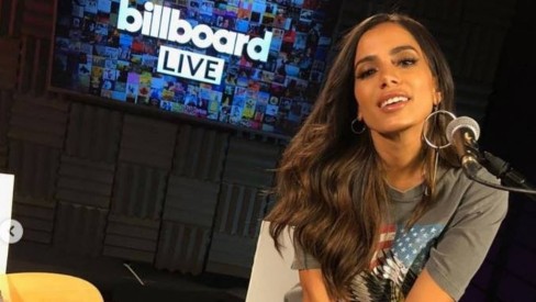 Anitta divulga clipe gravado com J Balvin no Empire State, em Nova York