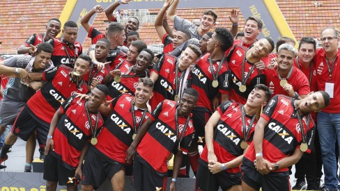 Copinha on X: Se liga na tabela de jogos do Grupo 5, que recebe o Flamengo,  tetracampeão da Copinha. #CopaSaoPaulo #Copinha23   / X