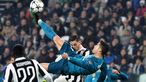 AGORA: Globo paralisa jornal com rasteira de Ronaldo no Santos