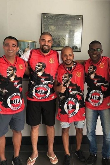 Futebol é Arte, Ousadia Faz Parte - UNIÃO FLARINTHIANS! O sucesso de renda  no Brasileirão tem sido dominado por Flamengo e Corinthians, uma vez que  juntos somam um terço da renda bruta.