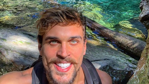 Felipe Roque vive romance com blogueira fitness Rachel Apollonio