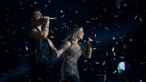 Sandy relembra momento especial com Junior em show de Chitãozinho