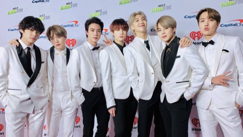 BTS é eleito melhor grupo pela revista Variety e revela que
