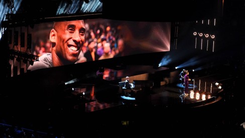 Kobe, Kobe, Kobe: plateia do Jogo das Estrelas homenageia astro da NBA