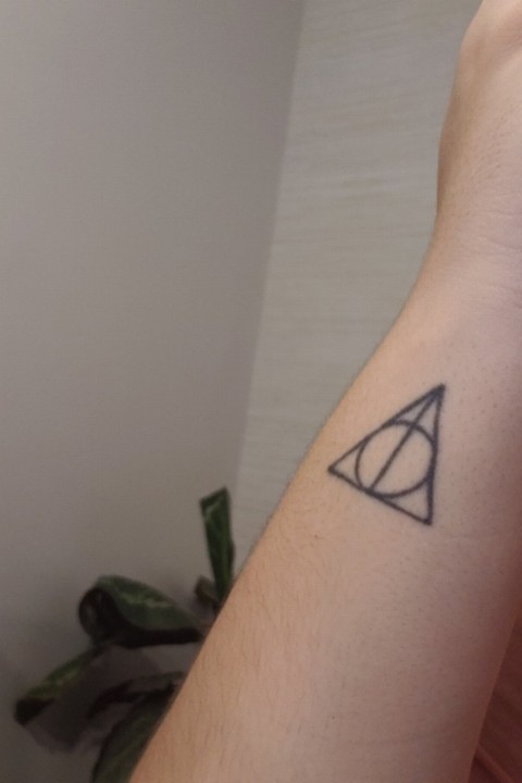 Esta tattoo de Harry Potter só pode ser vista se a mágica certa for feita