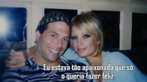 Em documentário Paris Hilton fala sobre sex tape vazada Me  